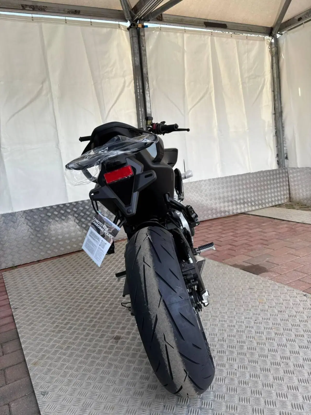 CFMOTO 675NK (2025 - 26) (4)