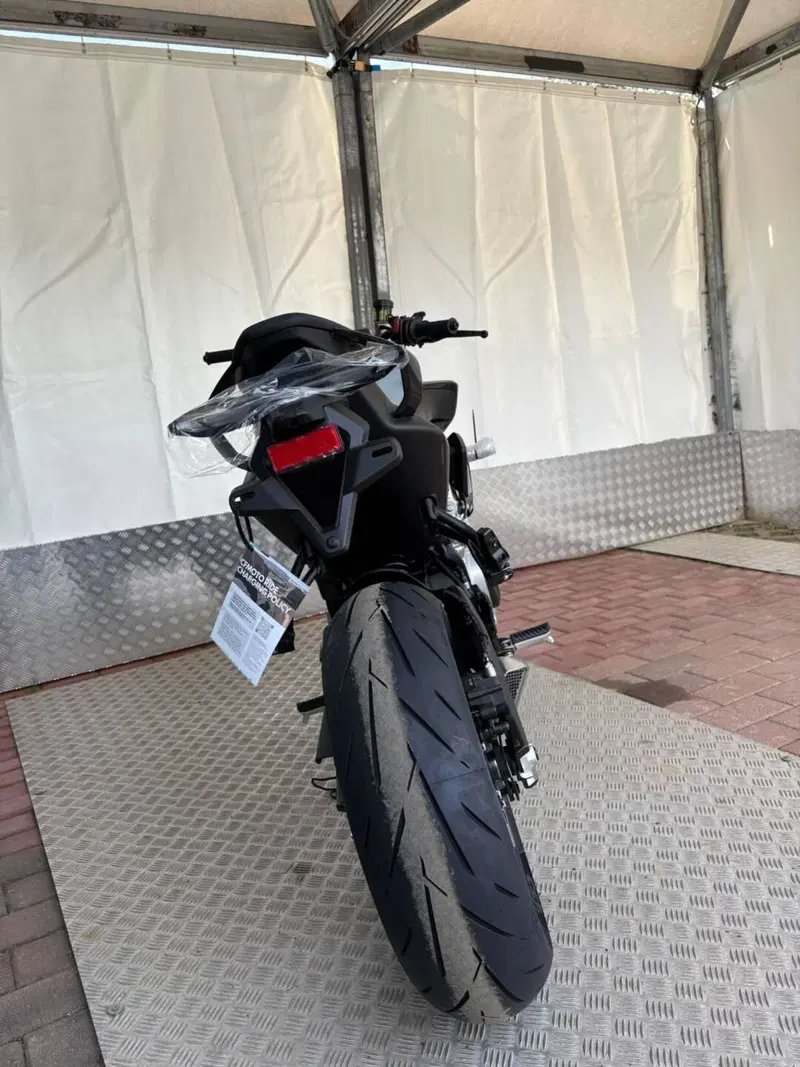 CFMOTO 675NK (2025 - 26) (4)