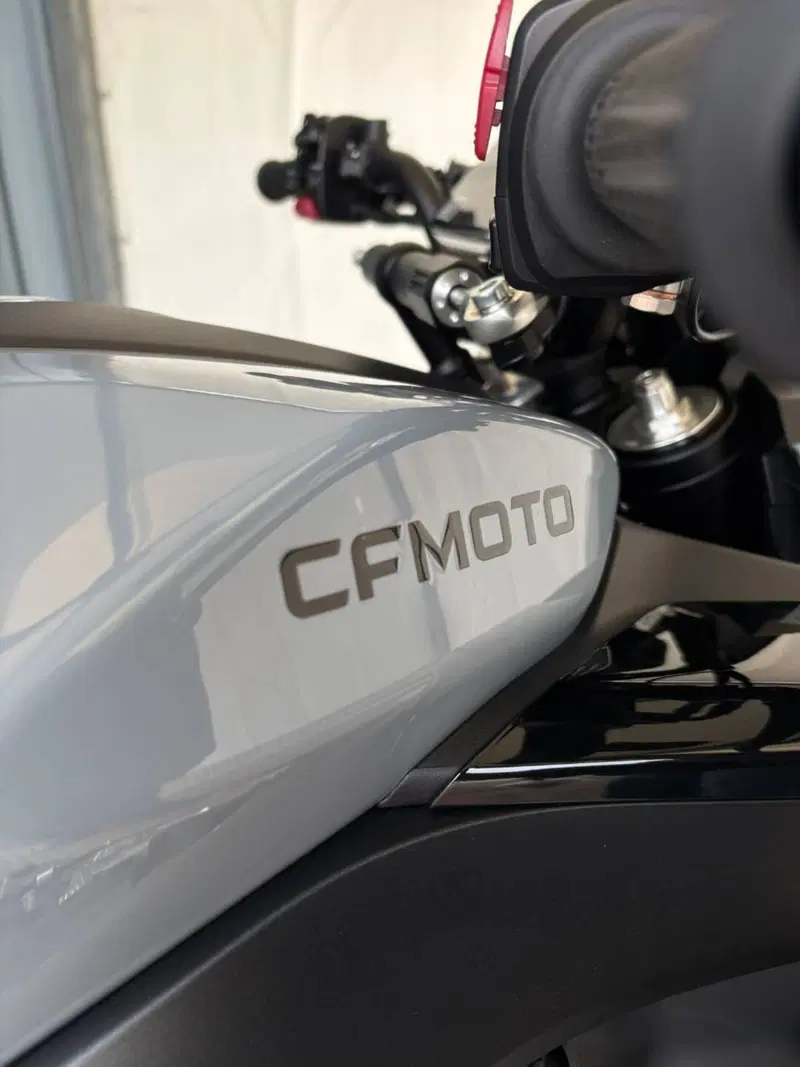CFMOTO 675NK (2025 - 26) (5)