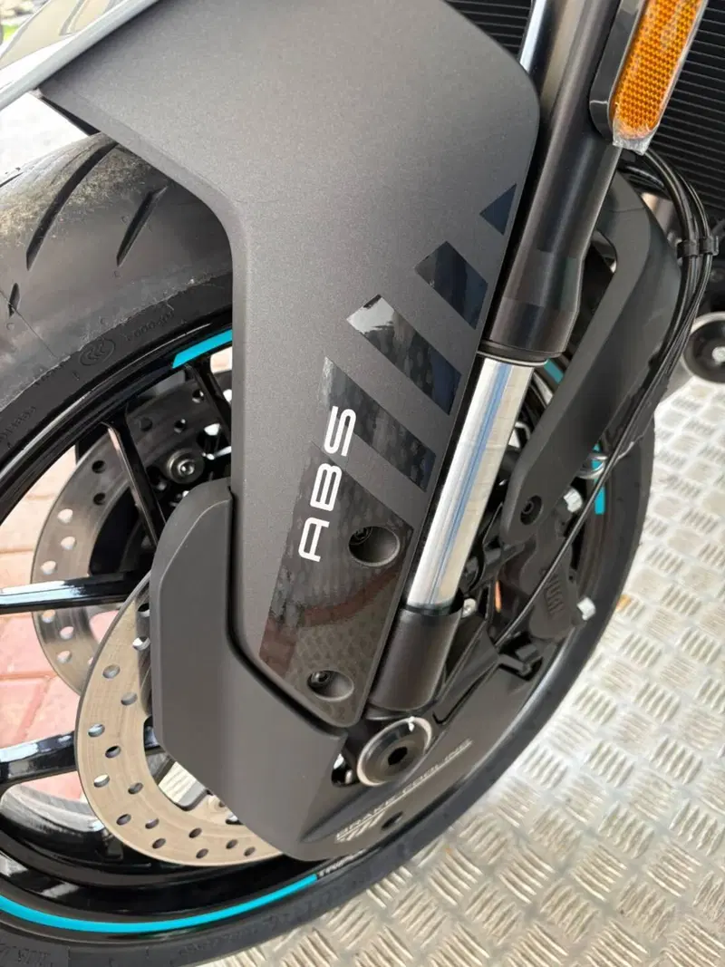 CFMOTO 675NK (2025 - 26) (12)