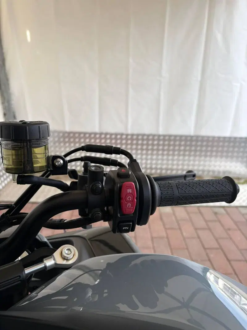 CFMOTO 675NK (2025 - 26) (19)