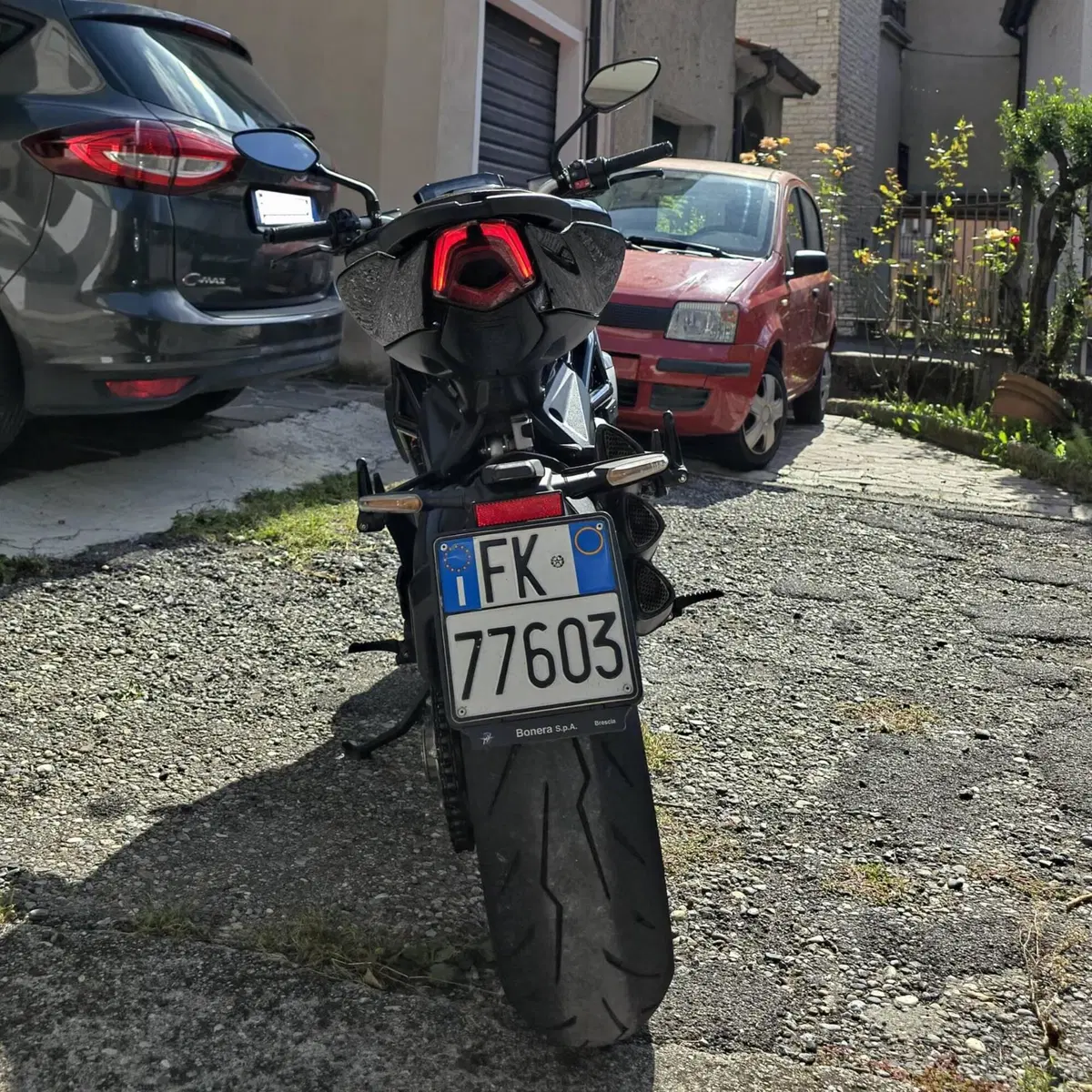 MV Agusta Brutale 800 R (2023 - 25) (4)