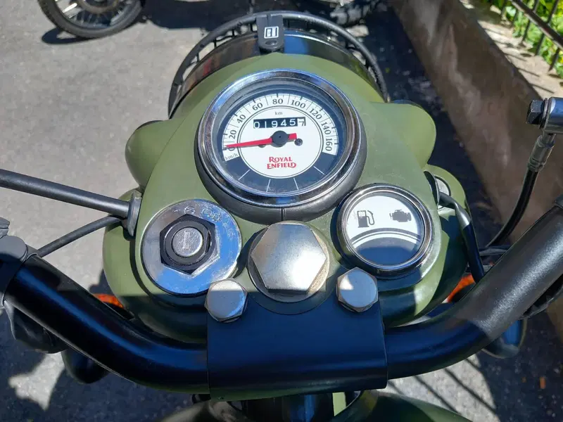 Royal Enfield Classic 500 Pegasus (2019 - 20) (7)