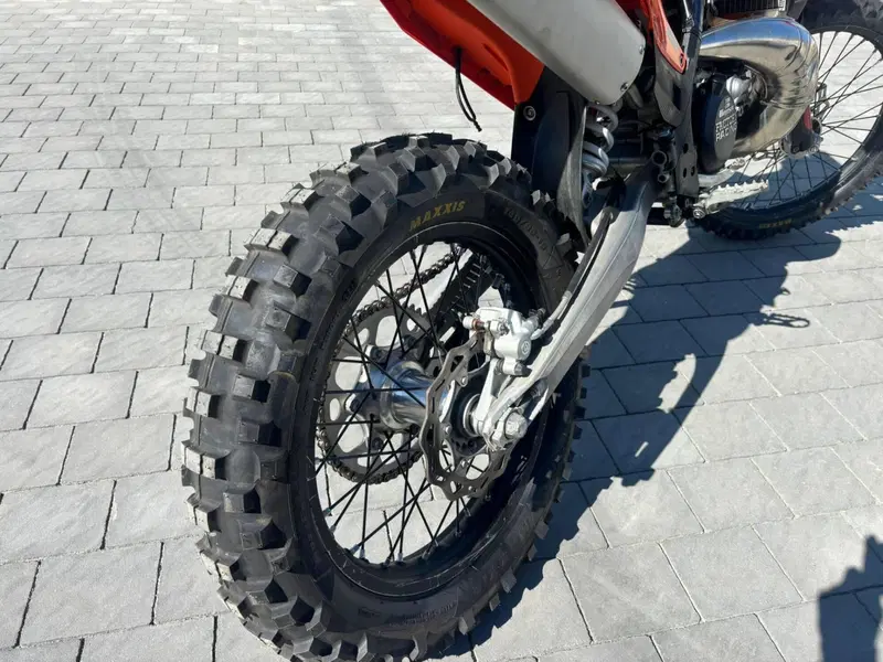 KTM 300 EXC E TPI (2020) (4)