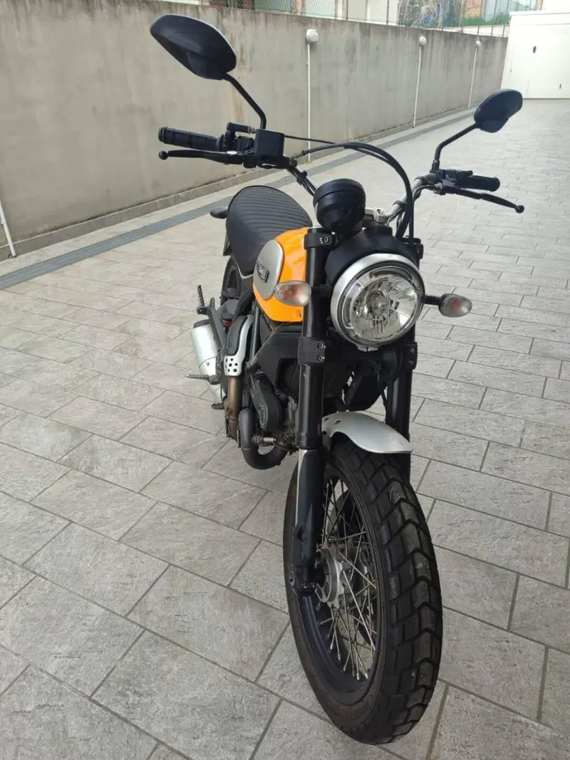 Ducati Scrambler 800 Classic (2015 - 16) (2)