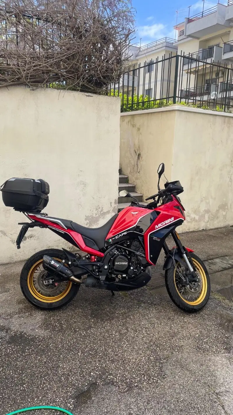 Moto Morini X-Cape 650 Gold Wheels Edition (2022 - 26) (2)