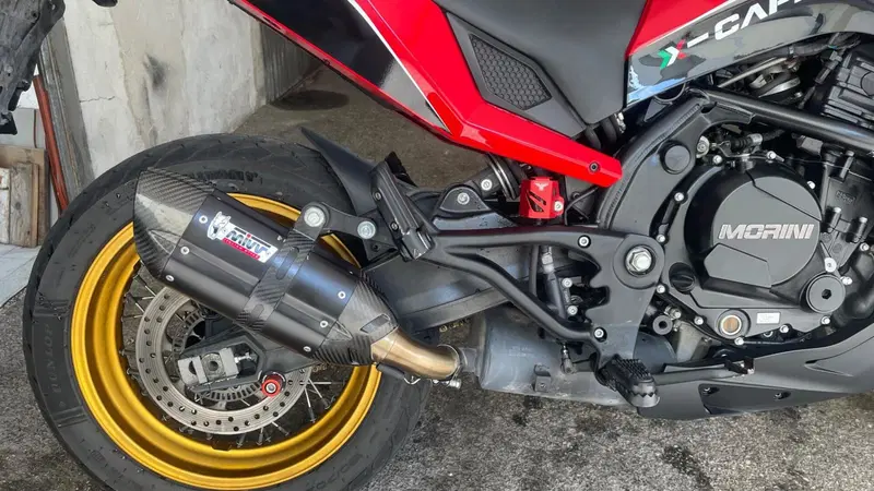 Moto Morini X-Cape 650 Gold Wheels Edition (2022 - 26) (7)