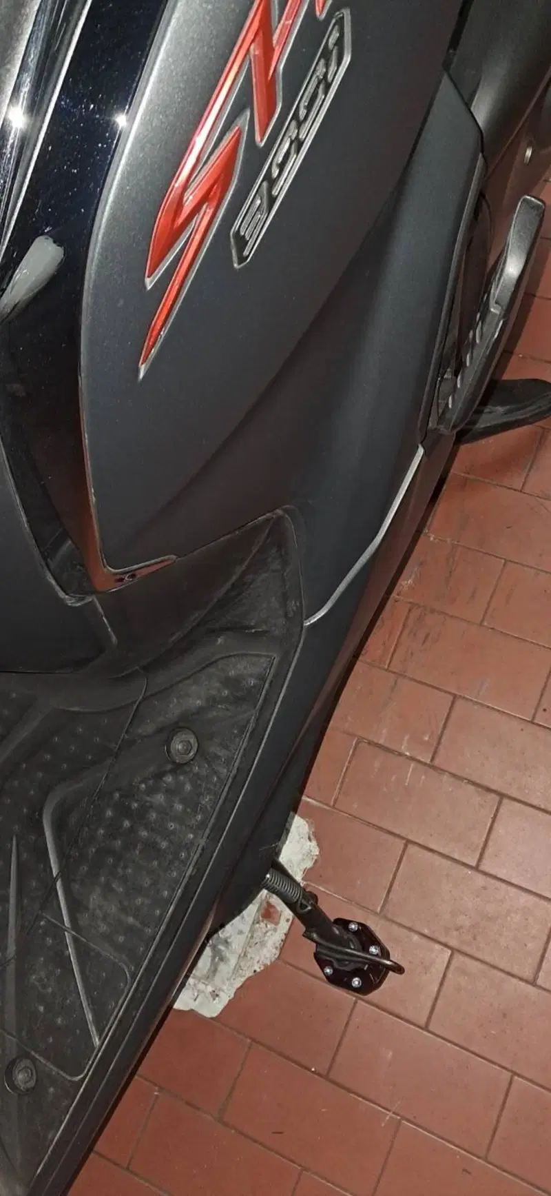 Honda SH 300 i Sport ABS (2018 - 20) (6)