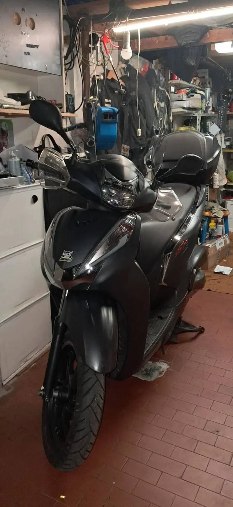 Honda SH 300 i Sport ABS (2018 - 20) (4)