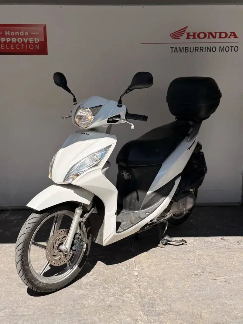Honda Vision 110 (2011 - 16) (5)