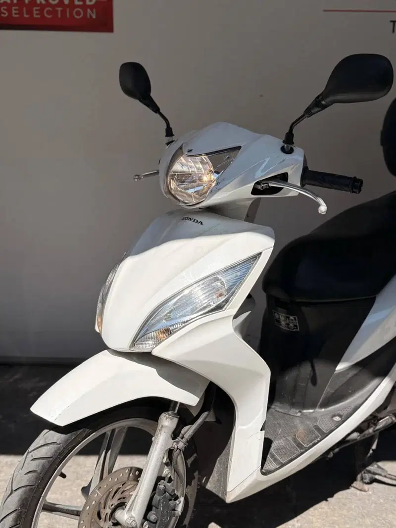 Honda Vision 110 (2011 - 16) (6)