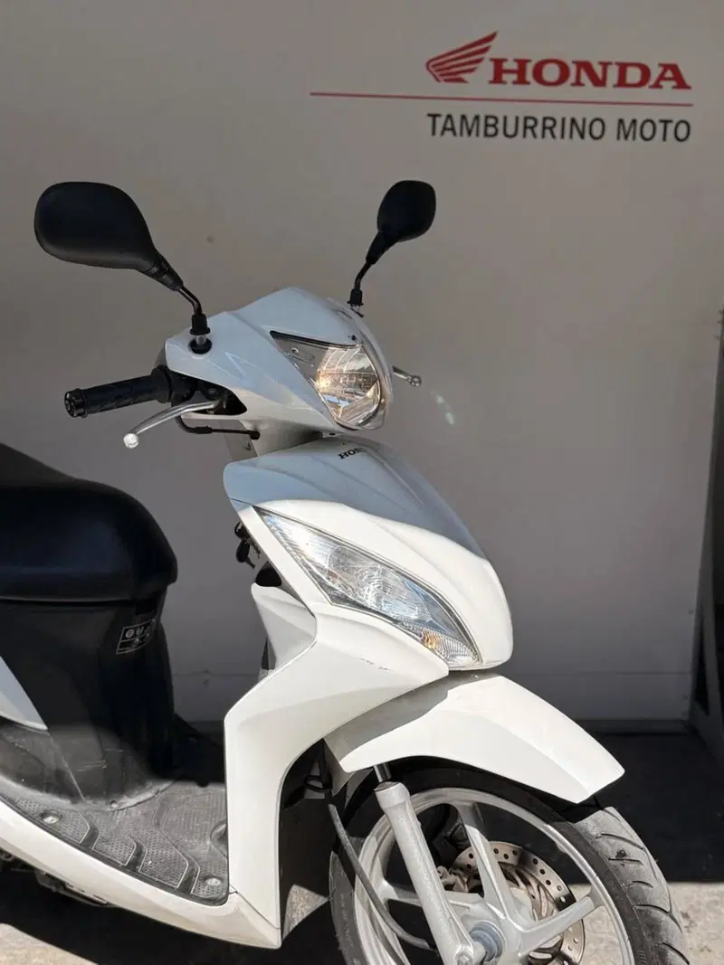 Honda Vision 110 (2011 - 16) (2)