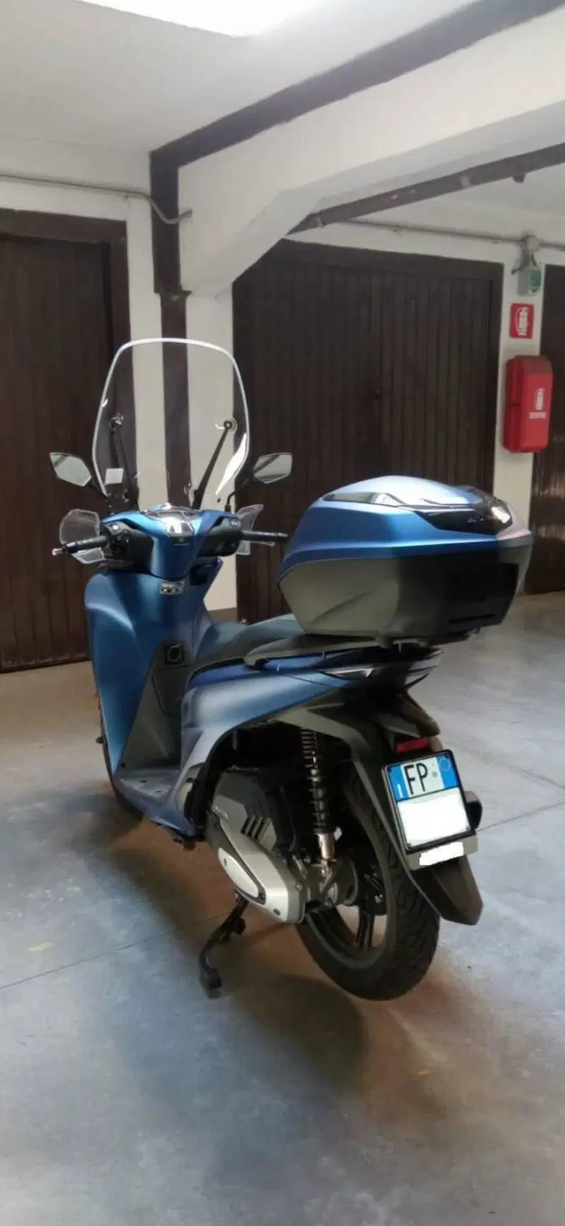 Honda SH 150i (2024 - 25) (2)