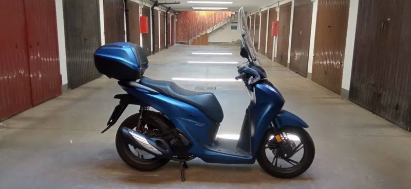 Honda SH 150i (2024 - 25) (5)