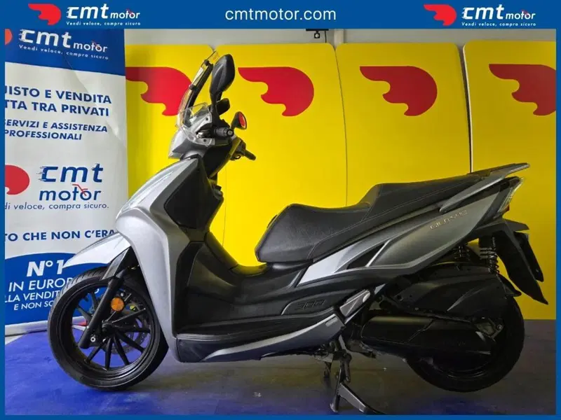 Kymco Agility 300i Noodoe (2021 - 24) (3)