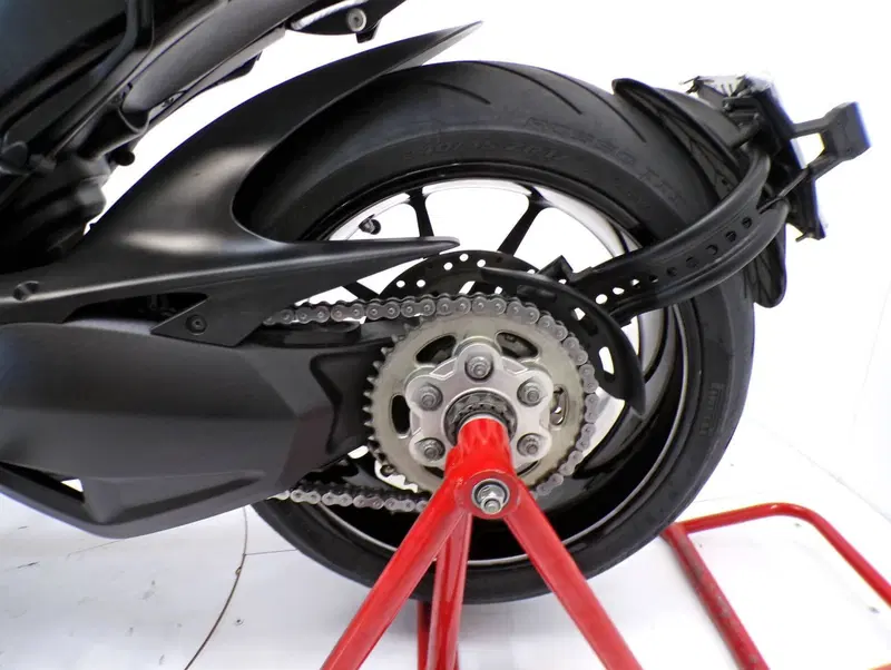 Ducati Diavel 1200 (2010 - 13) (10)