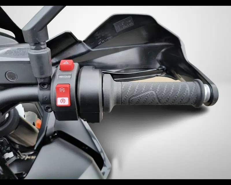 KTM 890 SMT (2023 - 25) (11)
