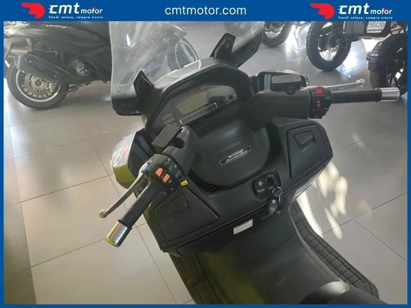 Suzuki Burgman AN 650 Executive (2004 - 06) (5)