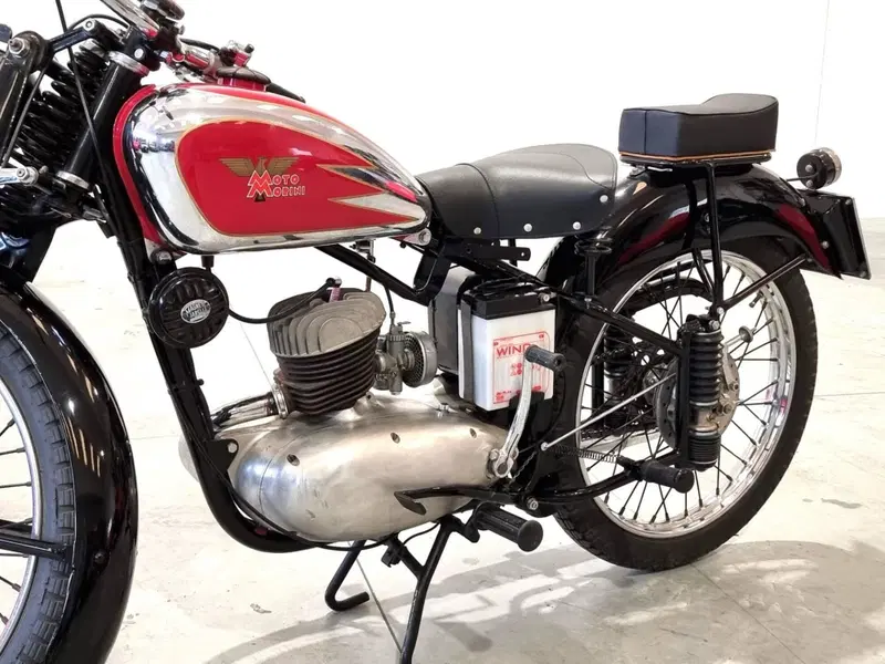 Moto Morini 125 T (2)