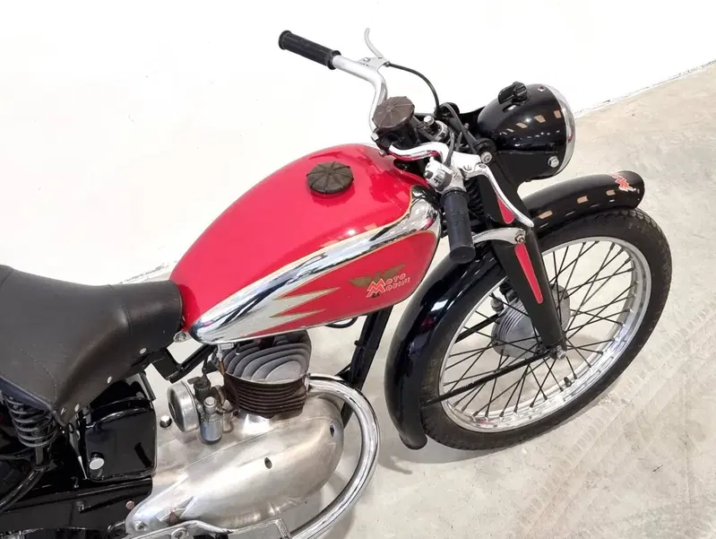 Moto Morini 125 T (7)