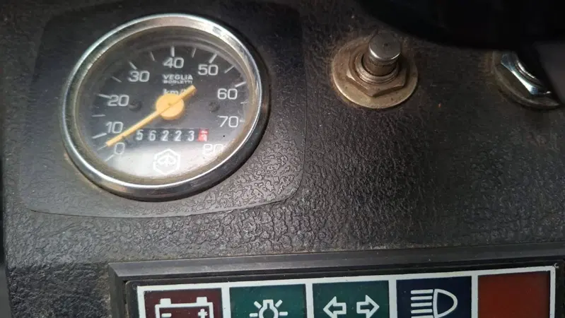 Piaggio Ape P501 (8)