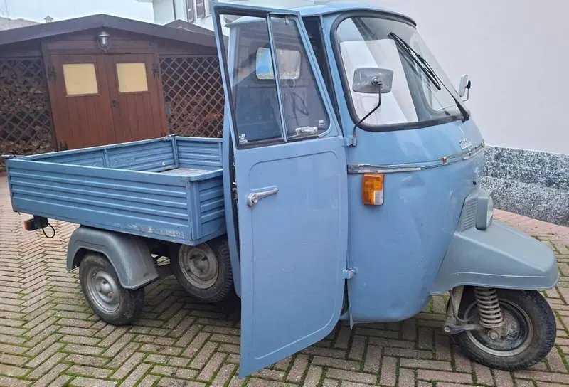 Piaggio Ape P501 (10)