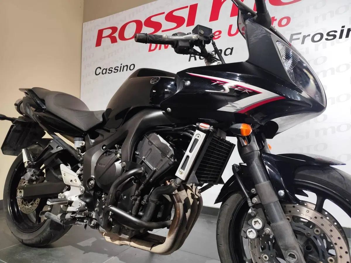 Yamaha FZ6 Fazer S2 (2006 - 11) (3)