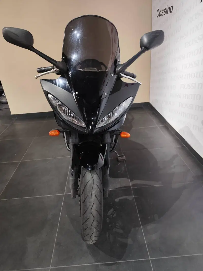 Yamaha FZ6 Fazer S2 (2006 - 11) (4)