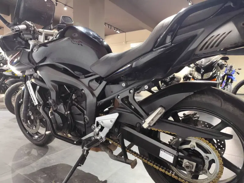 Yamaha FZ6 Fazer S2 (2006 - 11) (6)