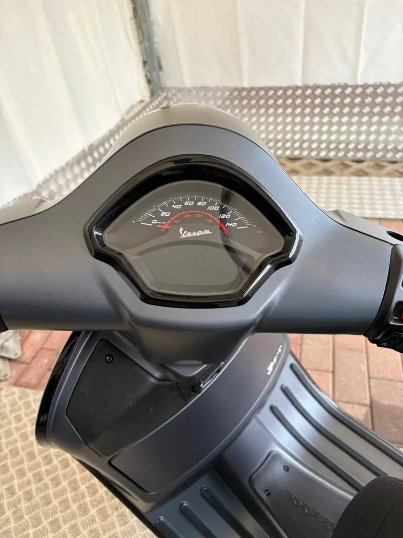 Vespa GTS 310 Supersport (2025 - 26) (10)