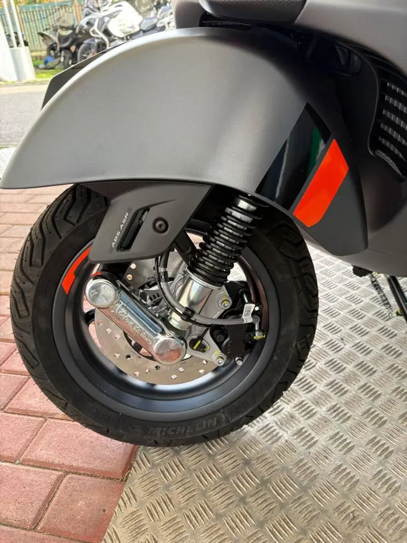 Vespa GTS 310 Supersport (2025 - 26) (20)