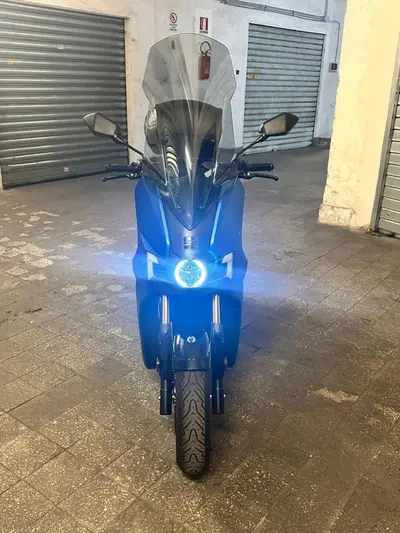 Seat M&Oacute; 125 Performance (2022 - 26) usata