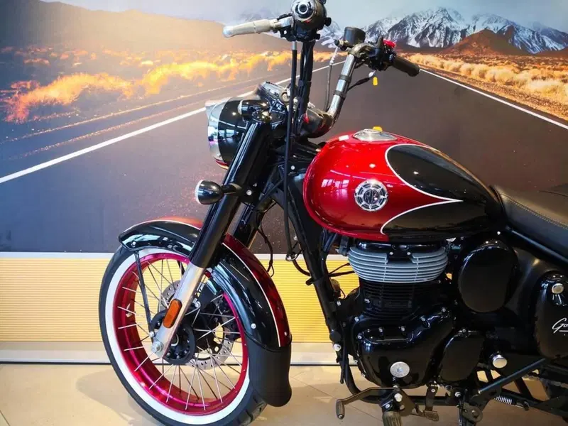 Royal Enfield Goan Classic 350 (2025 - 26) (10)