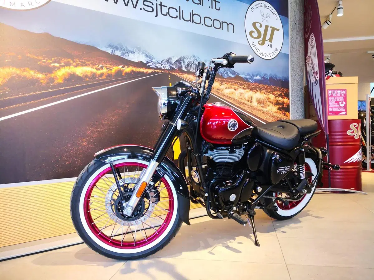 Royal Enfield Goan Classic 350 (2025 - 26) (11)
