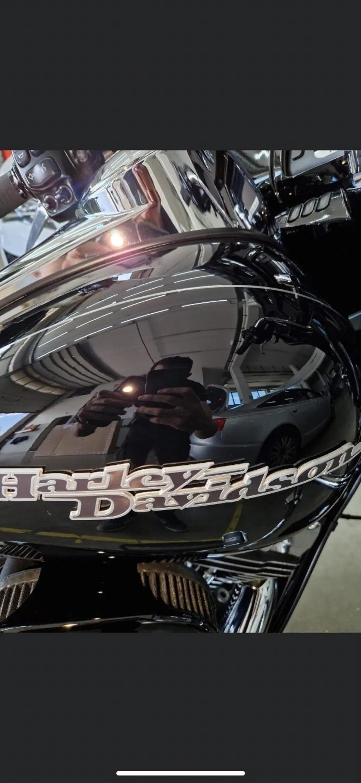 Harley-Davidson 1690 Street Glide Special (2014 - 16) - FLHX (4)