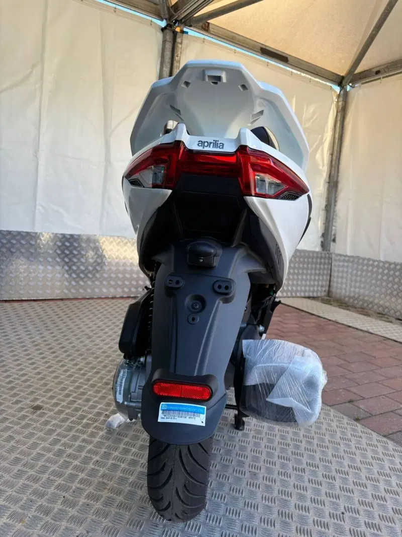 Aprilia SXR 50 (2021 - 26) (17)