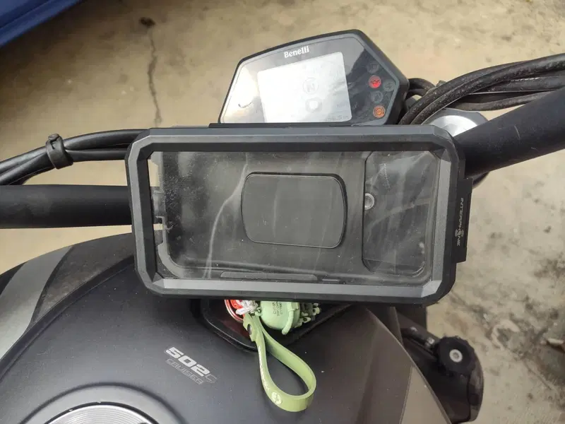 Benelli 502 C (2021 - 25) (3)