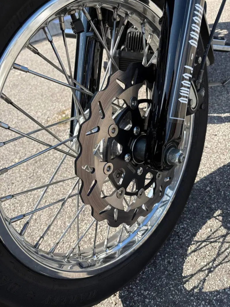 Harley-Davidson 1584 Street Bob (2007) - FXDB (7)
