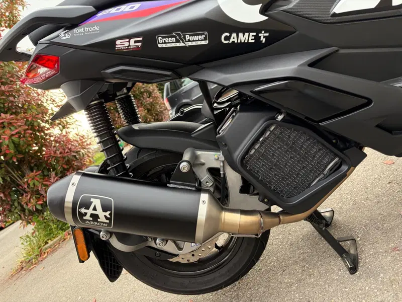 Aprilia SR GT 200 Replica (2024 - 25) (4)