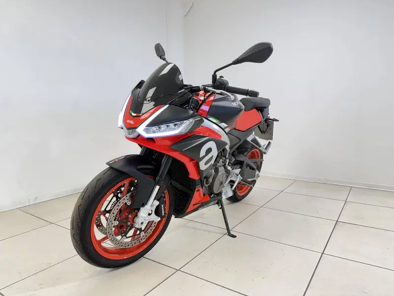 Aprilia Tuono 660 (2021 - 25) (2)