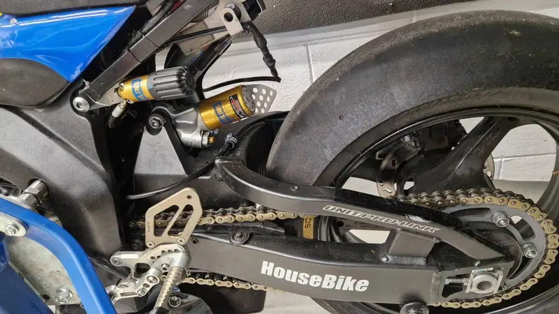 Honda CBR 1000 RR Fireblade (2004 - 05) (5)