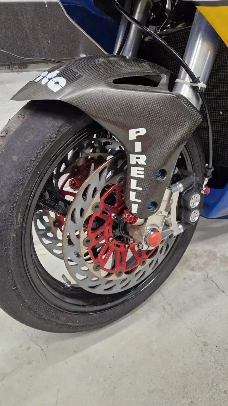 Honda CBR 1000 RR Fireblade (2004 - 05) (3)
