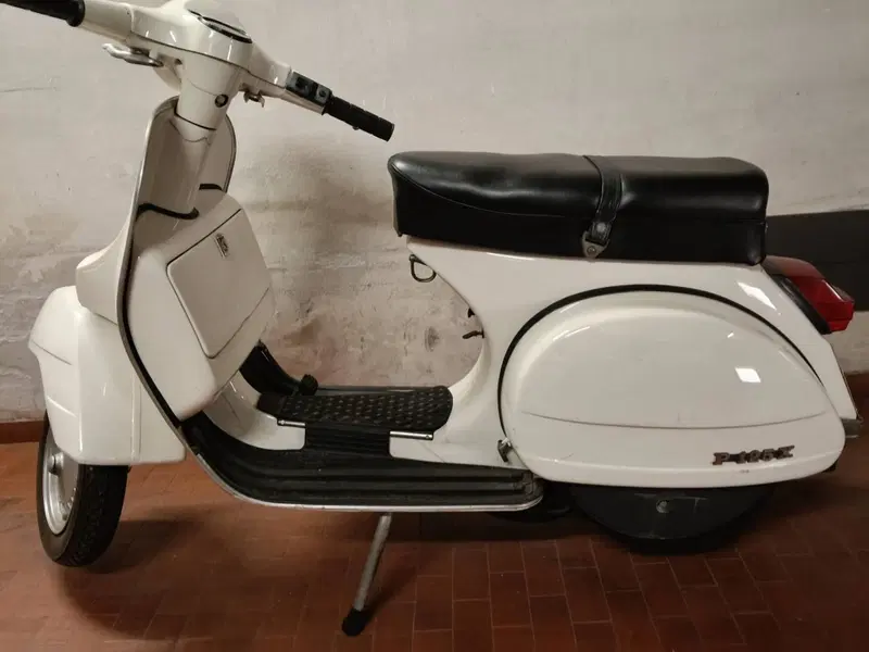 Piaggio p125x (5)