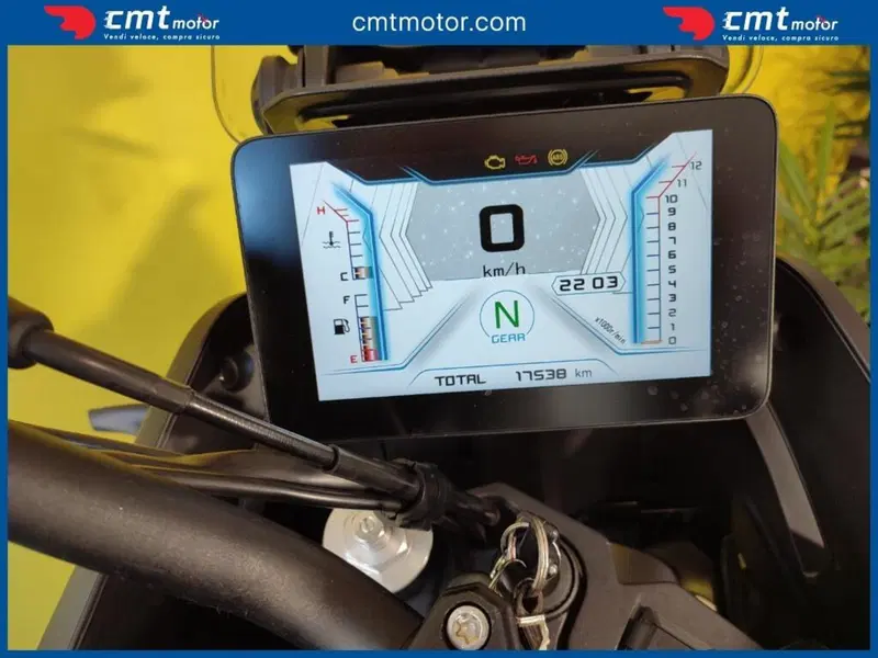 QJ Motor SVT 650 X (2024) (5)