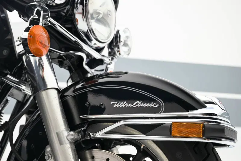 Harley-Davidson 1584 Electra Glide Ultra Classic (2007) - FLHTCU (6)