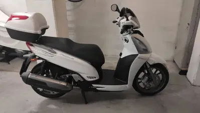 Kymco People 300i GT ABS (2016 - 20) usata