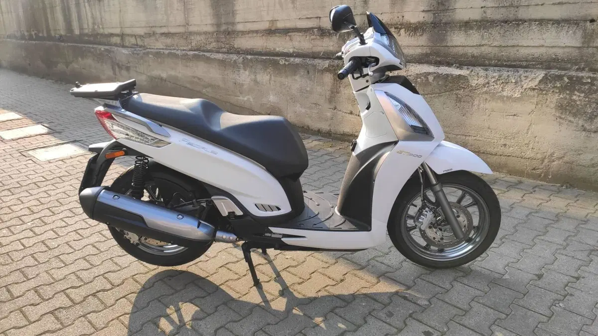 Kymco People 300i GT ABS (2016 - 20) (3)