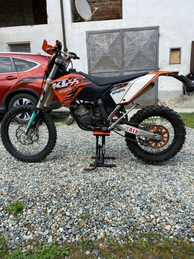 KTM 125 EXC (2010) (3)