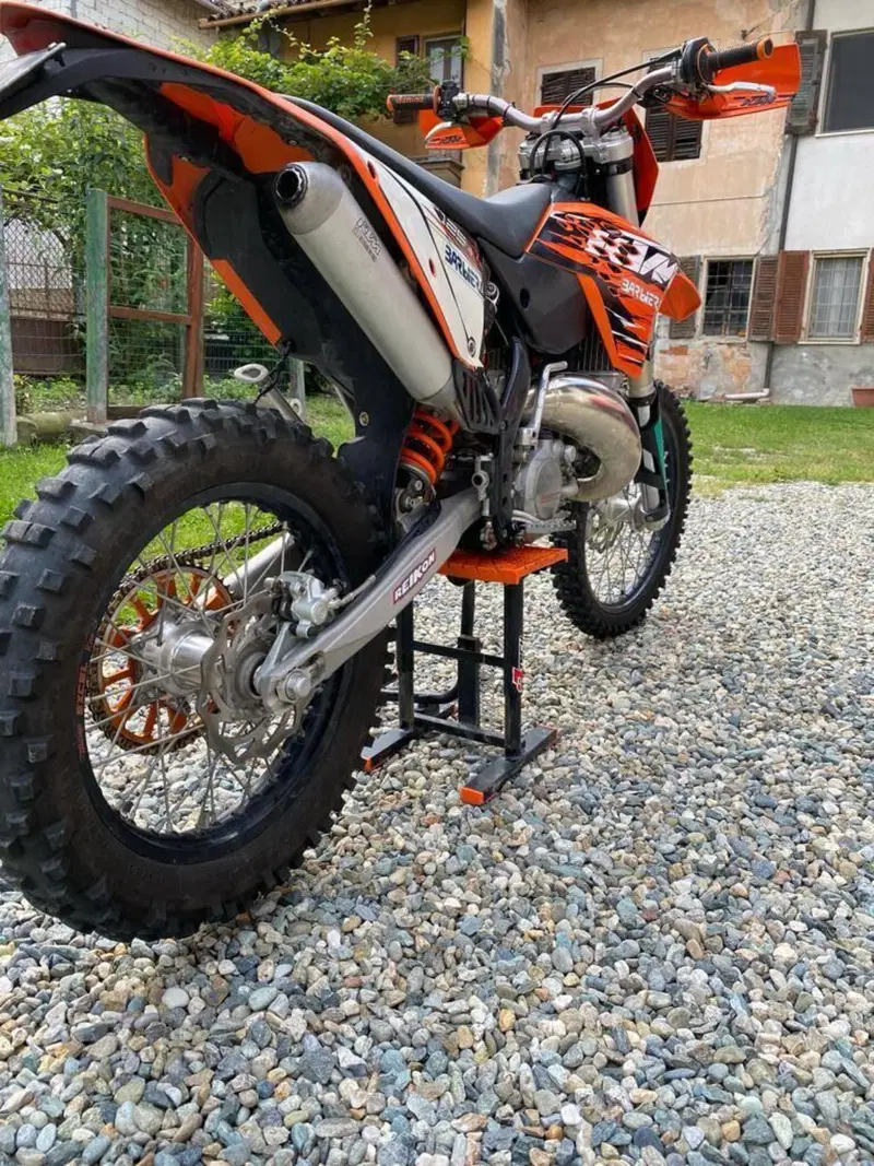 KTM 125 EXC (2010) (5)
