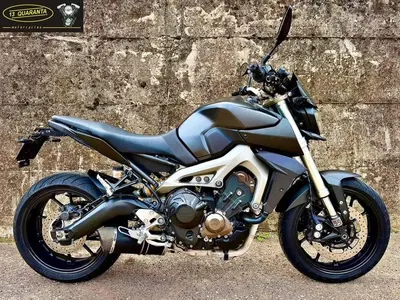 Yamaha MT-09 (2013 - 15) usata